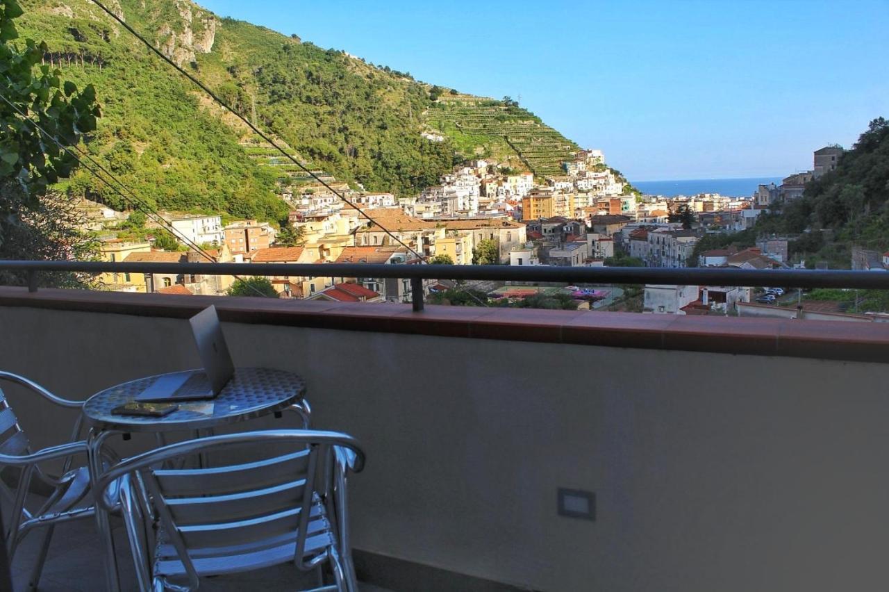 Villa Ines HolidayHouse Maiori Exterior foto